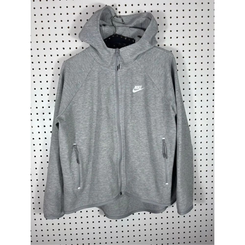 Nike Tech woman’s zip up cropped hoodie size L